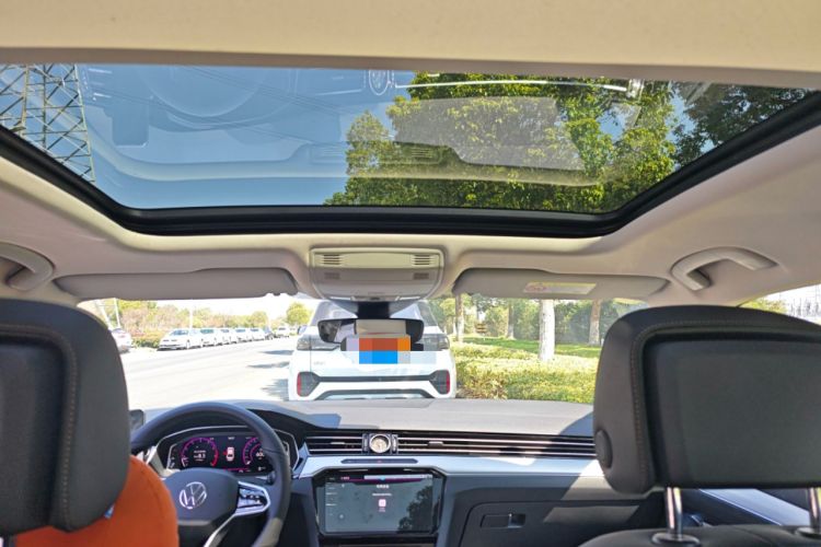 Used Volkswagen Magotan 2025 Revised Version Zhongxiang Edition 330TSI DSG Luxury Trim Headliner