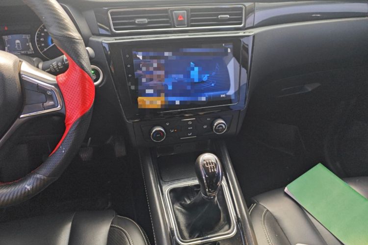 Used Dongfeng Fengon 580 2016 1.5T Manual Luxury Edition