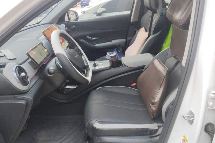 Used BYD Sealion 05 DM-i 2025 DM-i Smart Drive 115KM Prestige Model Left Front Seat