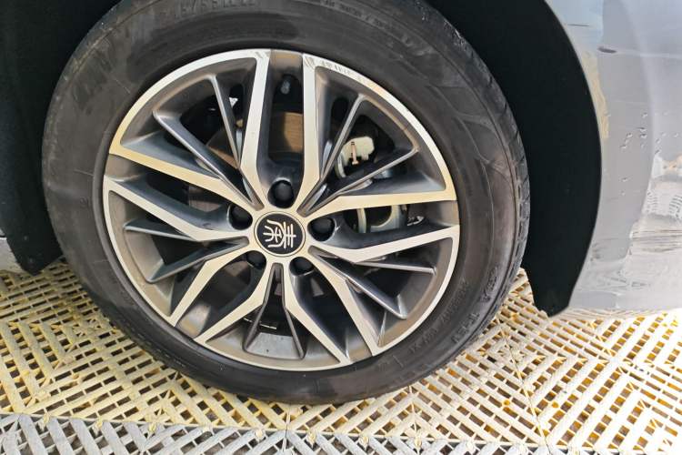 Used BYD Qin PLUS 2021 DM-i 120KM Prestige Model