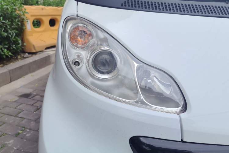 Used smart fortwo 2012 1.0 MHD Hardtop Standard Edition Right Front Headlight