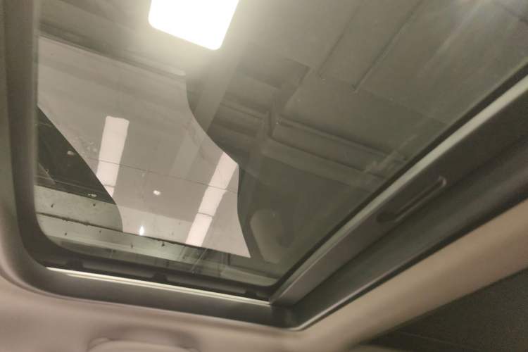 Used MINI 2014 1.2T ONE+ Headliner