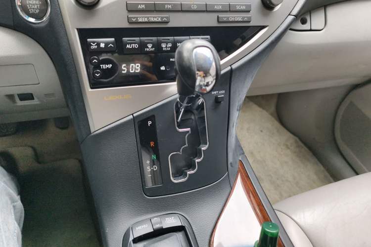 Used Lexus RX Classic 2011 270 Luxury Edition Gear Lever