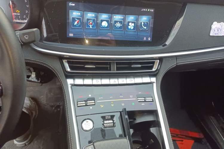 Used CHANGAN CS85 COUPE 2019 1.5T DCT Luxury Version China VI Standard
