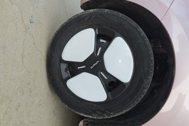 Used CHANGAN NEVO Lumin 2022 155 km – Refreshingly Sweet Edition
