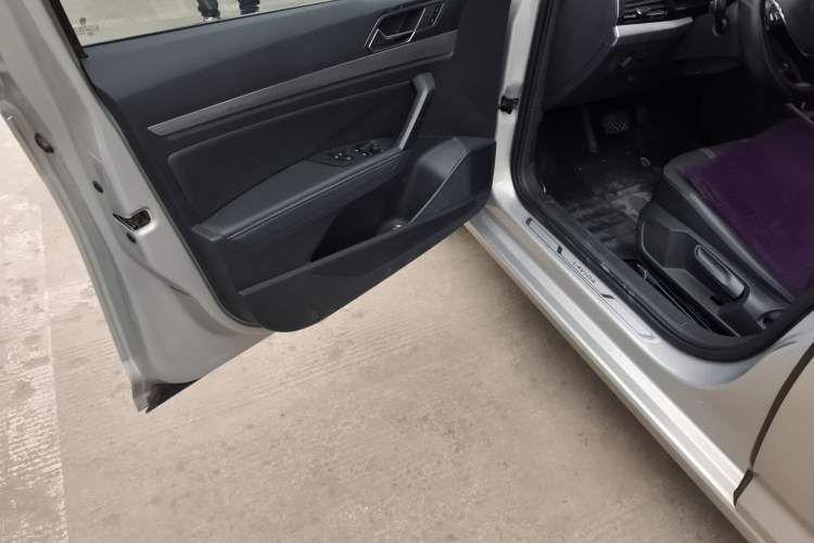 Used Volkswagen Lavida 2021 1.5L Automatic Vision Edition