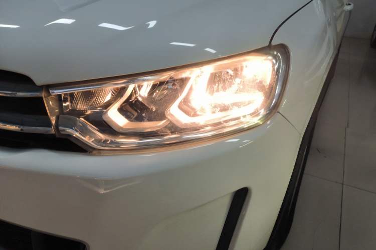 Used Citroen C3-XR 2015 1.6L Automatic Fashion Model
