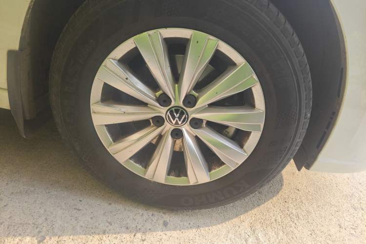 Used Volkswagen Lavida 2023 New Rui 1.5L Automatic New Yi Edition