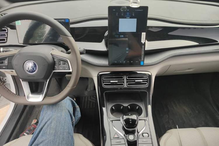 Used BYD Qin PLUS 2024 HONOR Edition DM-i 55KM Leading Model