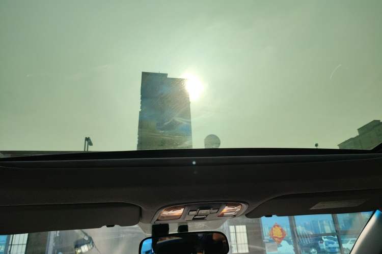 Used Kia K4 2014 1.8L Automatic DLX Headliner