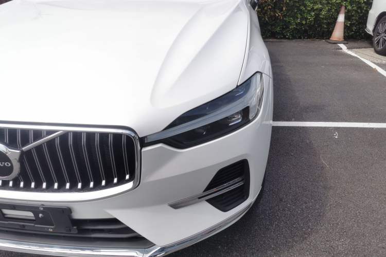 Used Volvo XC60 2025 B5 Four-Wheel Drive Smart & Advanced Luxury Edition Left Front Headlight