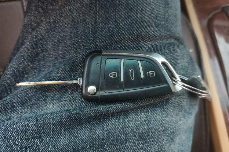 Used Huatai Boliger 2012 1.8T Automatic Two-Wheel Drive Business Edition
