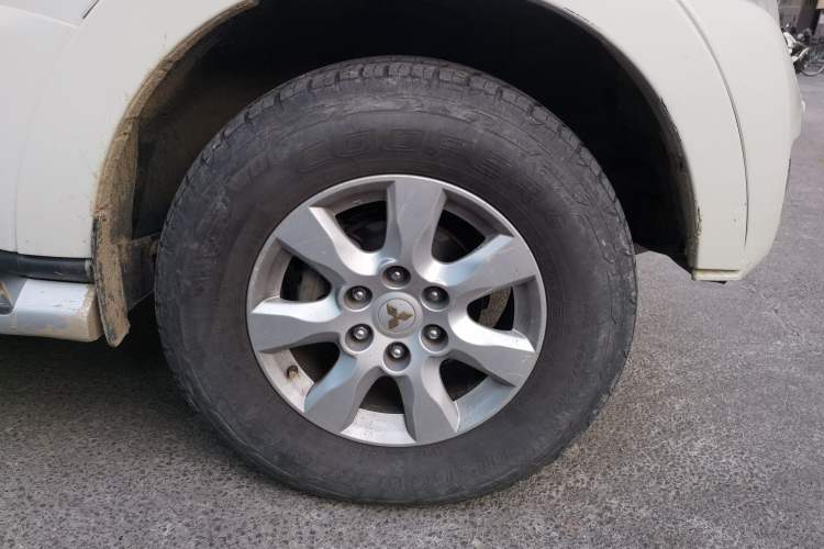 Used Mitsubishi Pajero 2016 3.0L Automatic Prestige Version China V Standard
