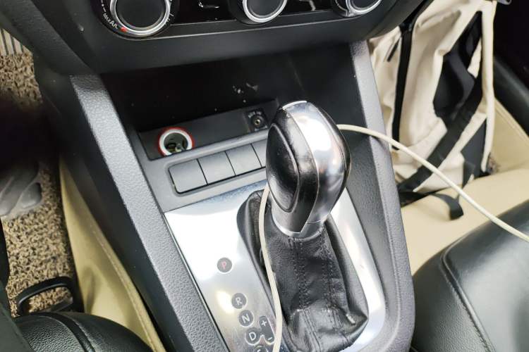 Used Volkswagen Sagitar 2012 1.6L Automatic Comfort Edition
