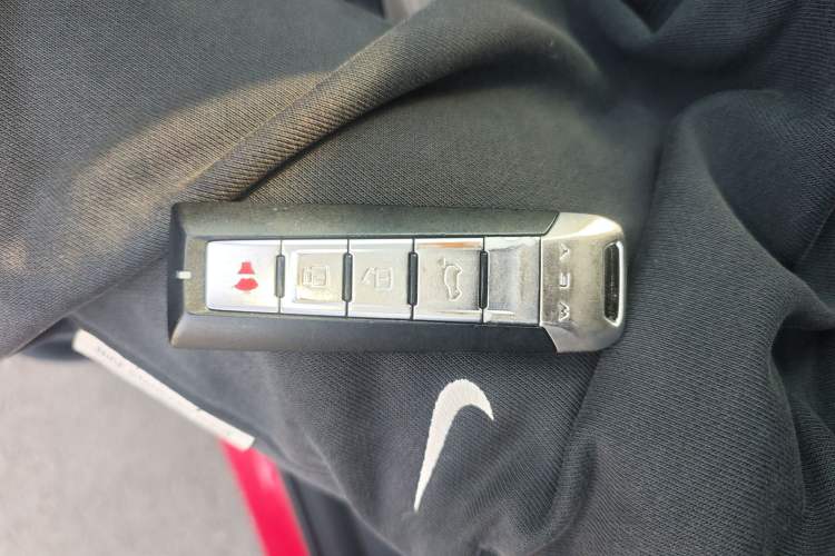 Used Wey VV7 2017 2.0T Ultra-Luxury Version
