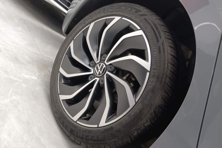 Used Volkswagen Golf 2024 280TSI DSG Pro 50th Anniversary Edition
