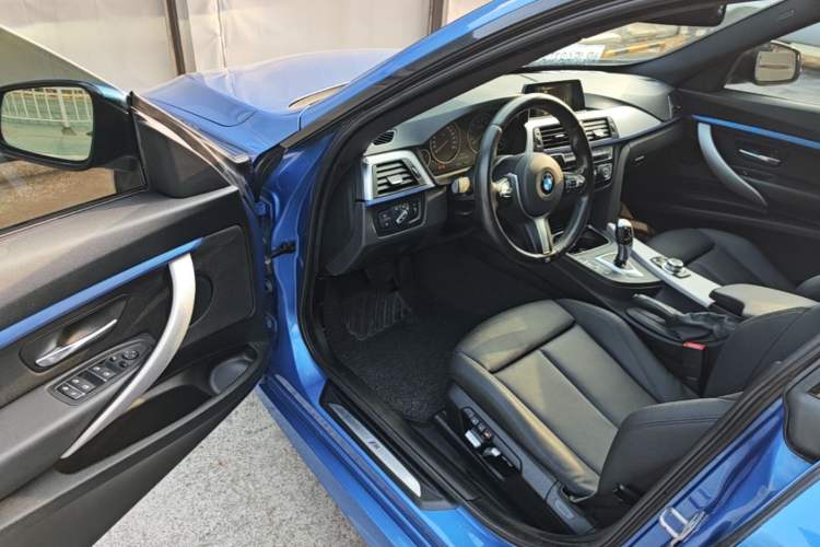 Used BMW 3 Series GT 2017 320i M Sport
