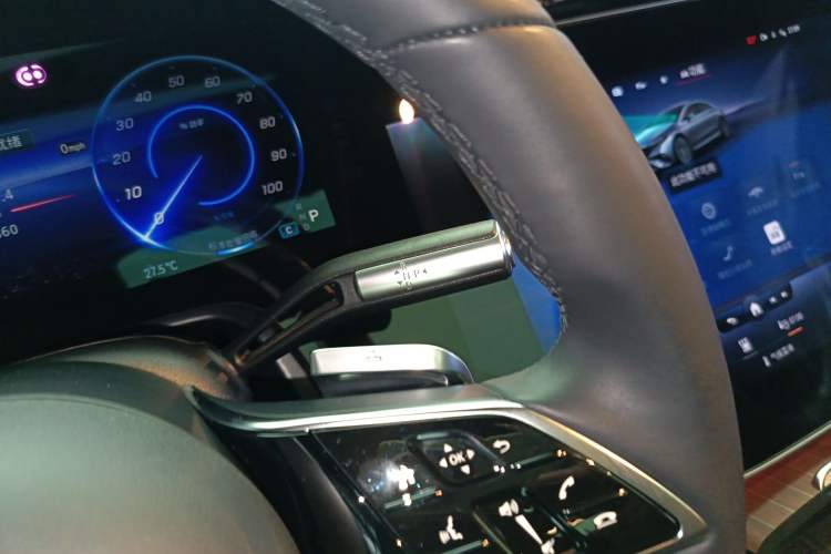 Used Mercedes-Benz EQS 2022 Updated 580 4MATIC Gear Lever