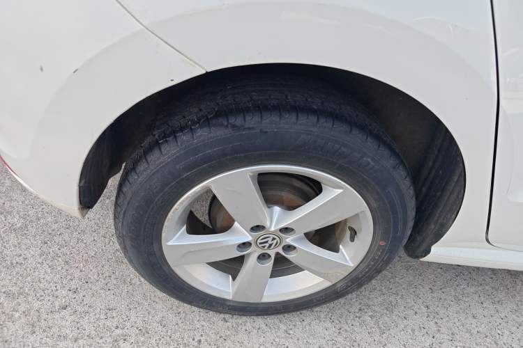 Used Volkswagen Polo 2016 1.4L Manual Fashion Model
