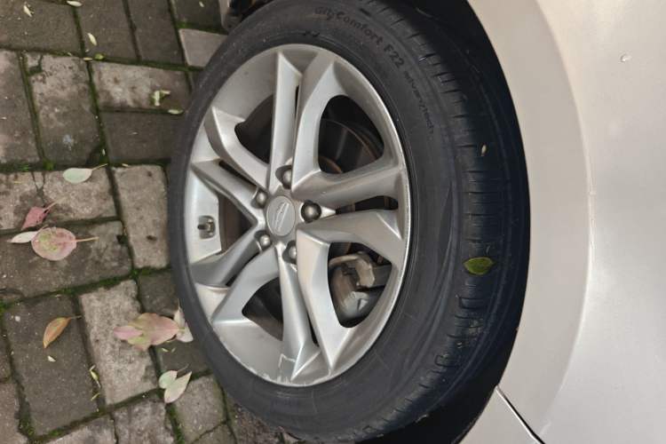 Used Geely Auto Emgrand GL 2017 1.3T DCT Luxury Model