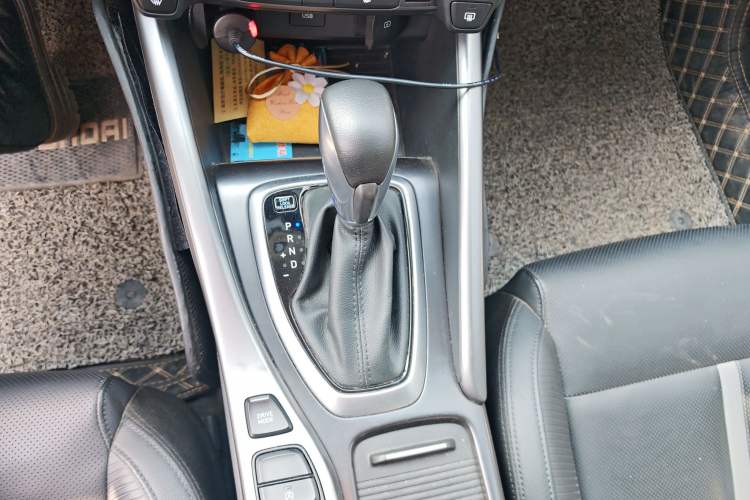 Used Hyundai Lafesta 2019 280TGDi Smart Speed Version China V Standard Gear Lever