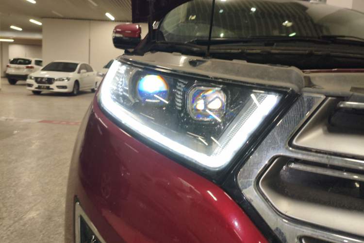 Used Ford Edge 2015 2.0T GTDi 4x4 High-Grade Model