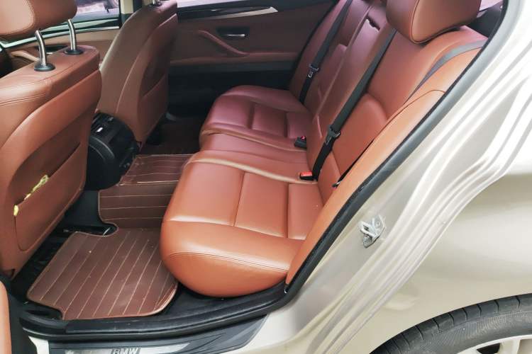 Used BMW 5 Series 2014 525Li Leading Model
