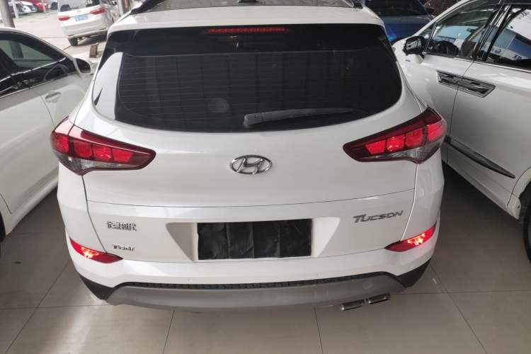 Used Hyundai Tucson 2018 1.6T Dual-Clutch Two-Wheel Drive 15th Anniversary Special Edition

