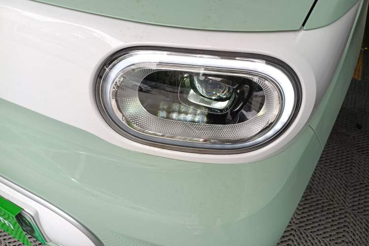 Used Wuling Hongguang MINIEV 2024 3rd Generation 215km Youth Edition