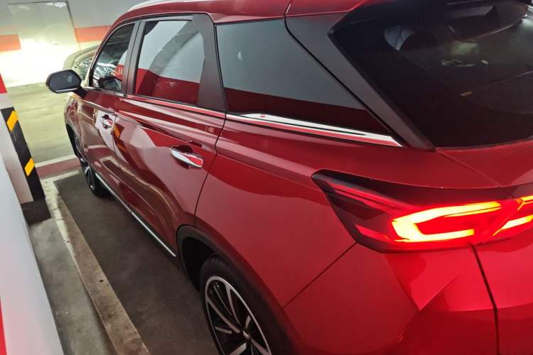 Used Bestune T77 2019 Facelift 230 TID Automatic Luxury Version China V Emission Standard
