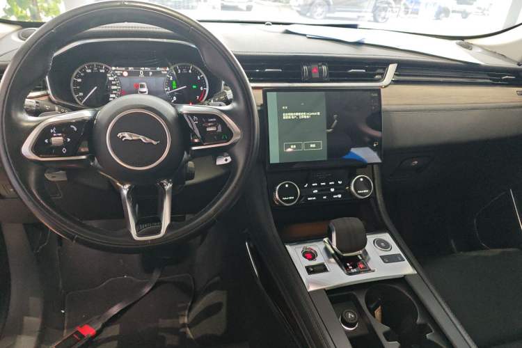 Used Jaguar F-PACE 2021 250 PS