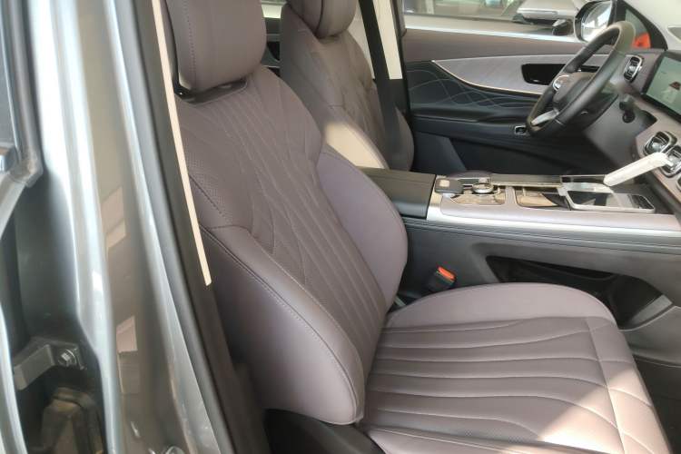 Used Chery Tiggo 9 C-DM 2025 1.5T 106KM Ultra-Comfort Edition 5 Seats Lithium-NMC
