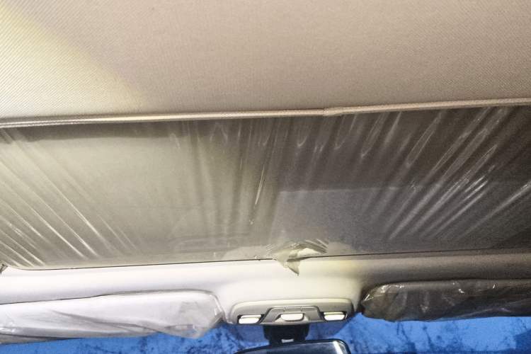 Used Geely Auto Vision 2019 Upgraded Model 1.5L Manual Luxury Version China V Standard