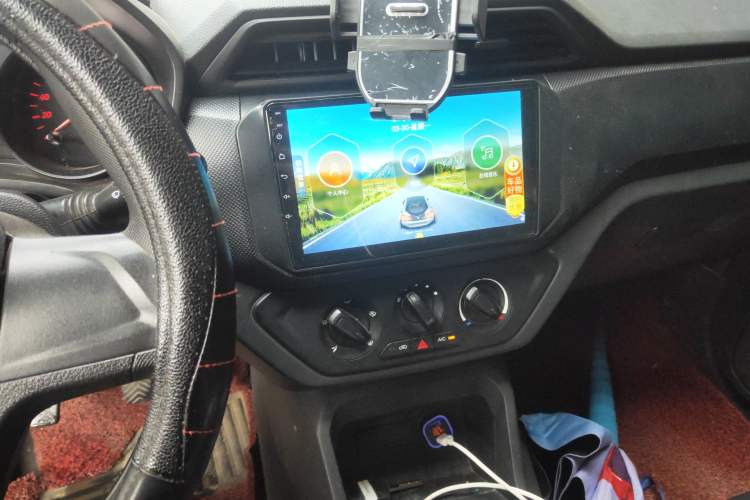 Used Wuling Hongguang 2019 1.5L S Basic Version China VI Standard LAR
