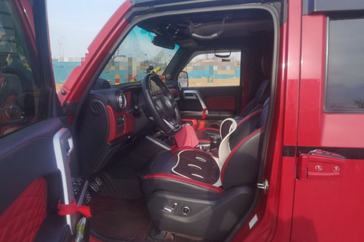 Used BAIC Off-Road BJ40 2018 PLUS 2.0T Manual Four-Wheel Drive Premium Edition China V