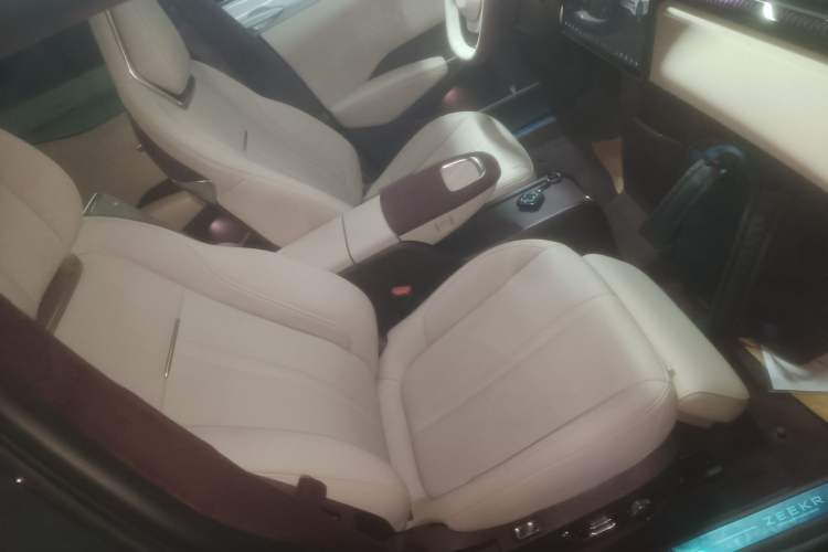 Used Zeekr X 2025 Four-Seater Rear-Drive Cube Version
