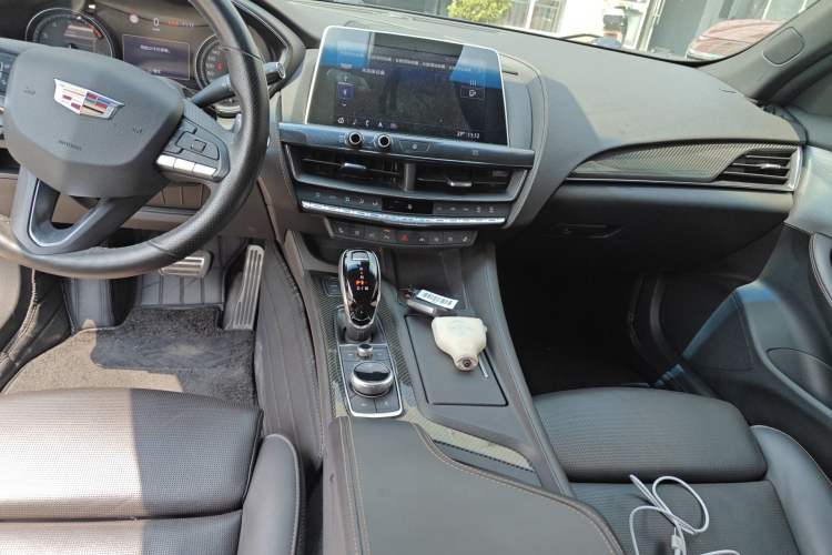 Used Cadillac CT5 2020 Revised 28T Platinum Sport Edition Audio And AC Panel