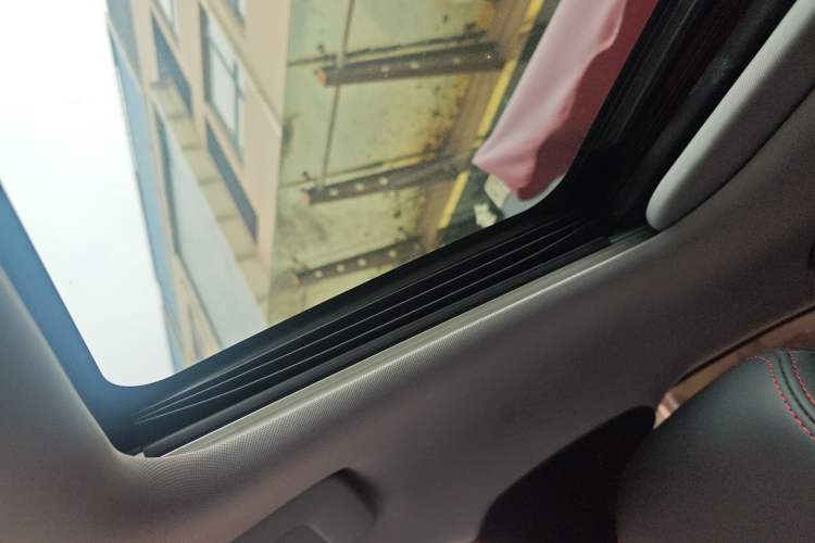 Used Chery Arrizo 5 2018 1.5L CVT Tribute to Youth Edition Headliner