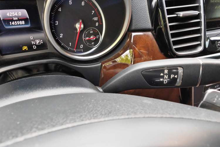 Used Mercedes-Benz GLS-Class  Gear Lever