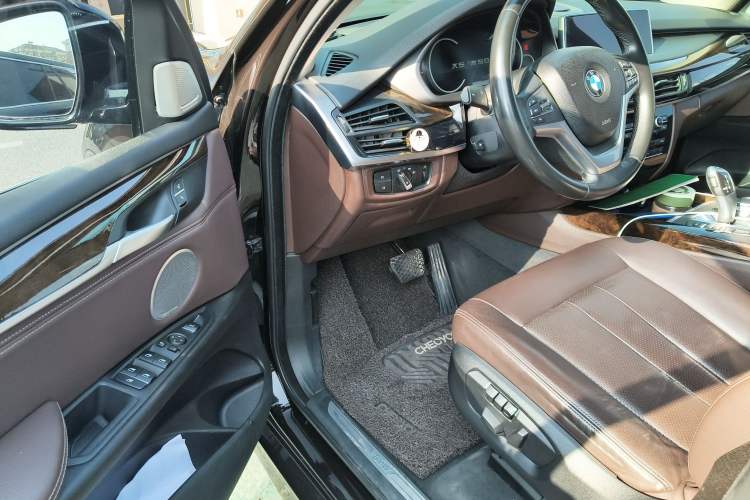 Used BMW X5 2017 xDrive28i
