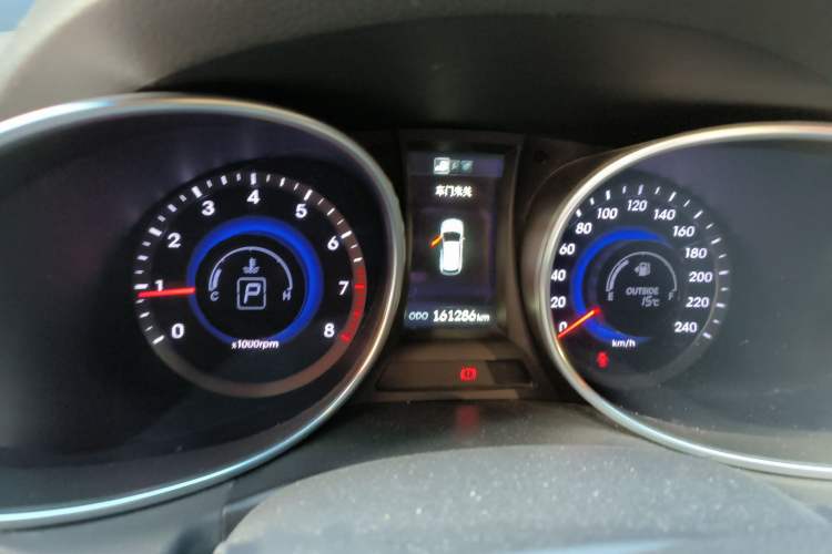 Used Hyundai Santa Fe 2013 2.4L Automatic 2WD Comfort Edition
