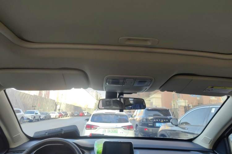 Used Dongfeng Fengon S560 2018 Upgraded Model 1.8L CVT Prestige 7-Seater Headliner