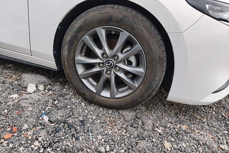 Used Mazda 3 Axela 2023 2.0L Automatic Zhiqing Edition