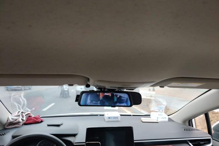 Used Toyota Corolla 2022 Dual-Motor 1.8L E-CVT Pioneer Edition Headliner