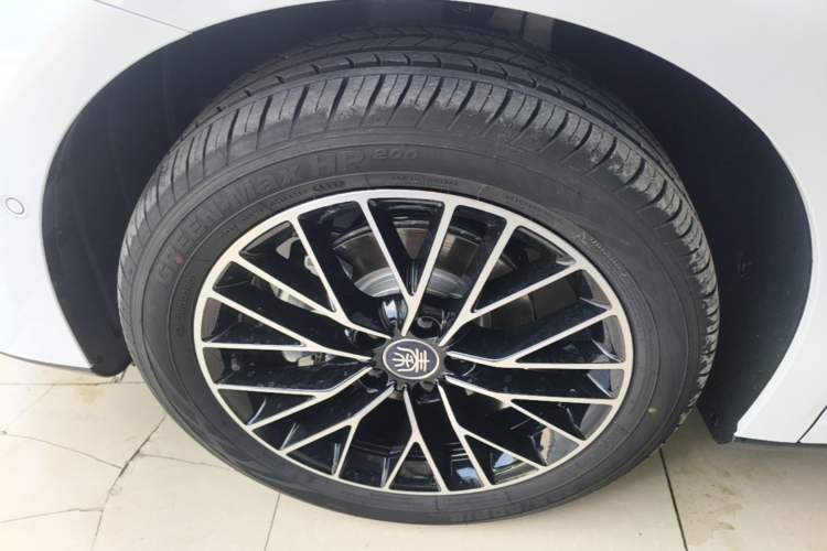 Used BYD Qin L 2026 Model DM-i 210KM Cloud Suspension Version