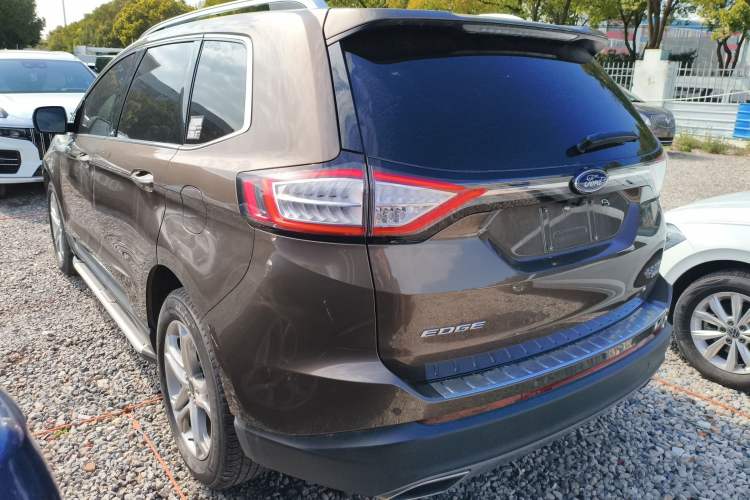 Used Ford Edge 2018 EcoBoost 245 Two-Wheel-Drive Titanium 7-Seater China VI Standard