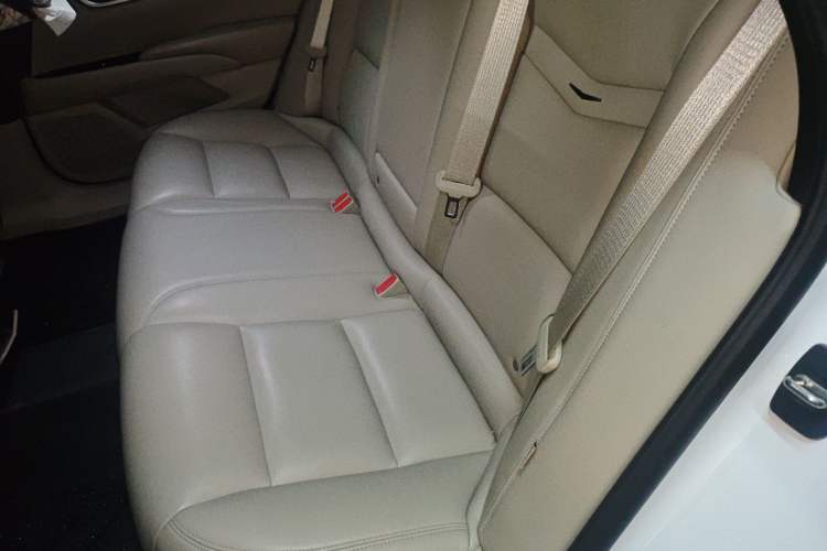 Used Cadillac XTS 2017 28T Tech Edition Left Rear Seat