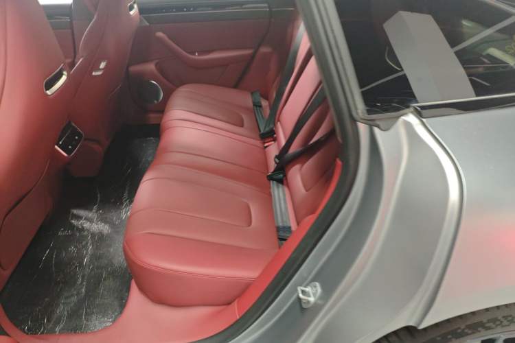 Used Hima Luxeed S7 2025 785 km Ultra