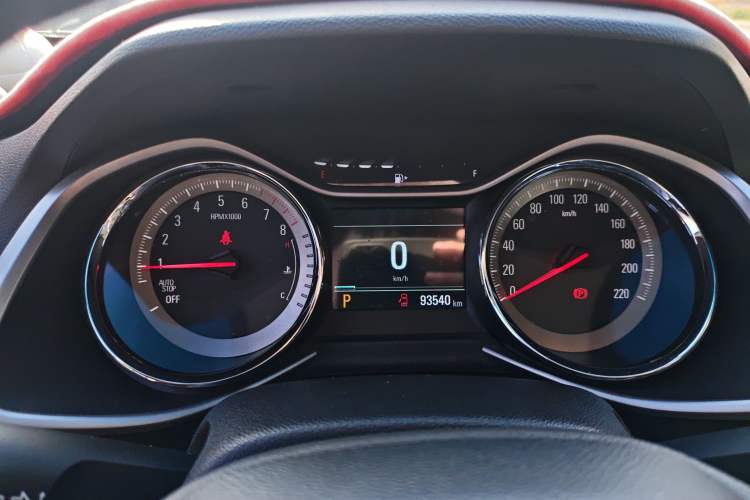 Used Chevrolet Orlando 2019 Redline 530T Automatic Enjoyment Version (5+2 Seating) China VI
