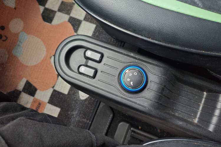 Used Wuling Hongguang MINIEV 2022 Macaron Fashion Model Lithium Iron Phosphate